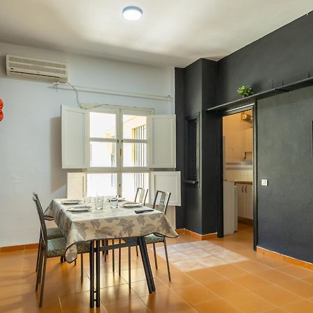 Conde Center Premium Suites, Free Parking Sevilla Eksteriør billede