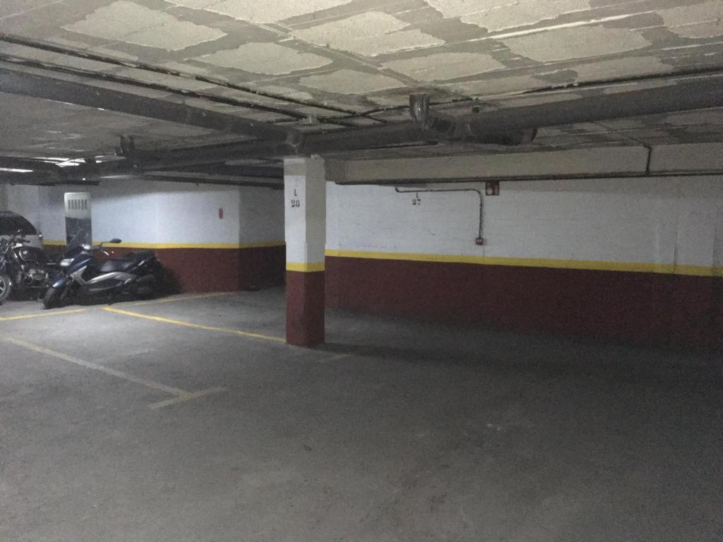 Conde Center Premium Suites, Free Parking Sevilla Eksteriør billede