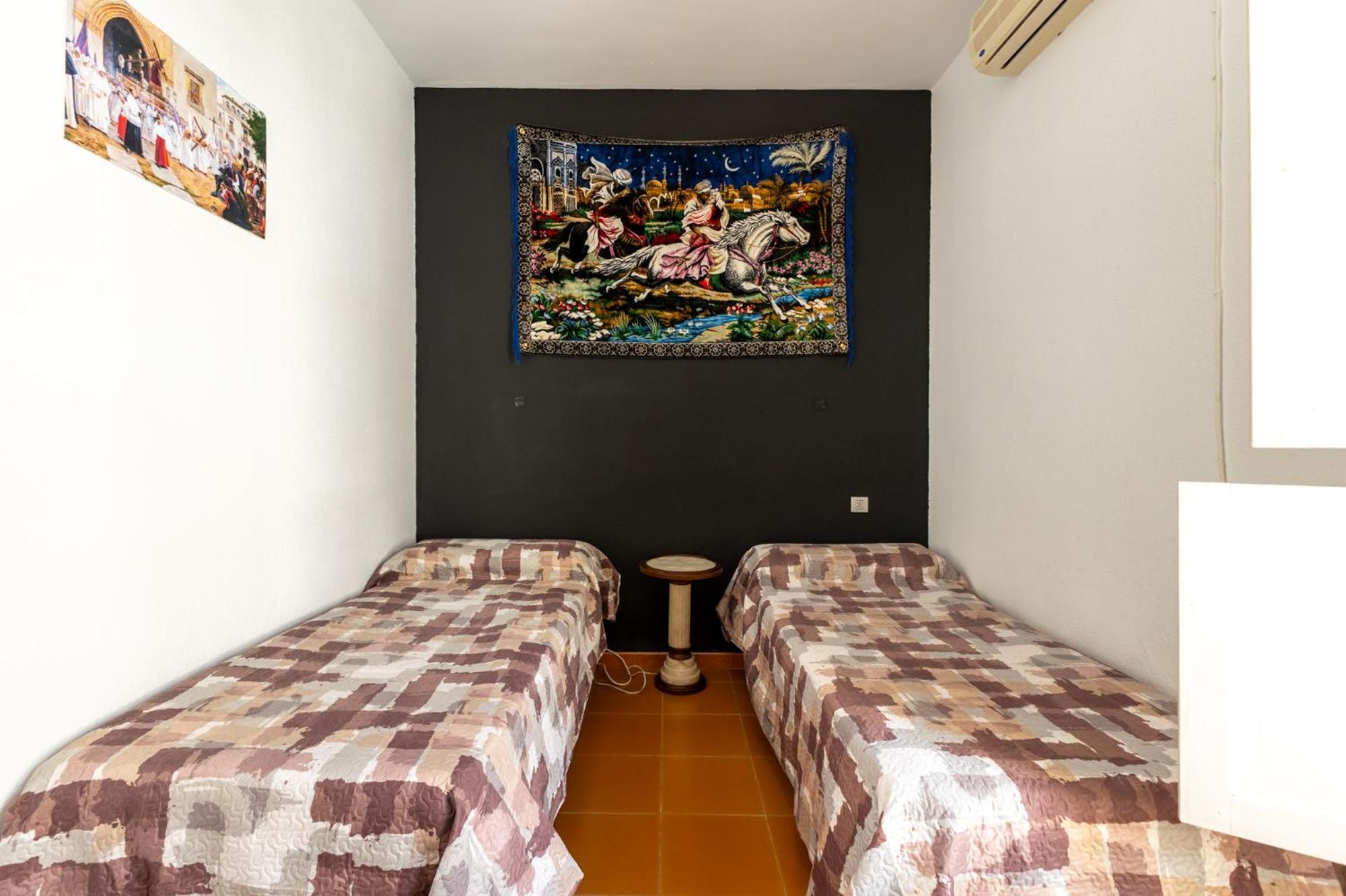 Conde Center Premium Suites, Free Parking Sevilla Eksteriør billede